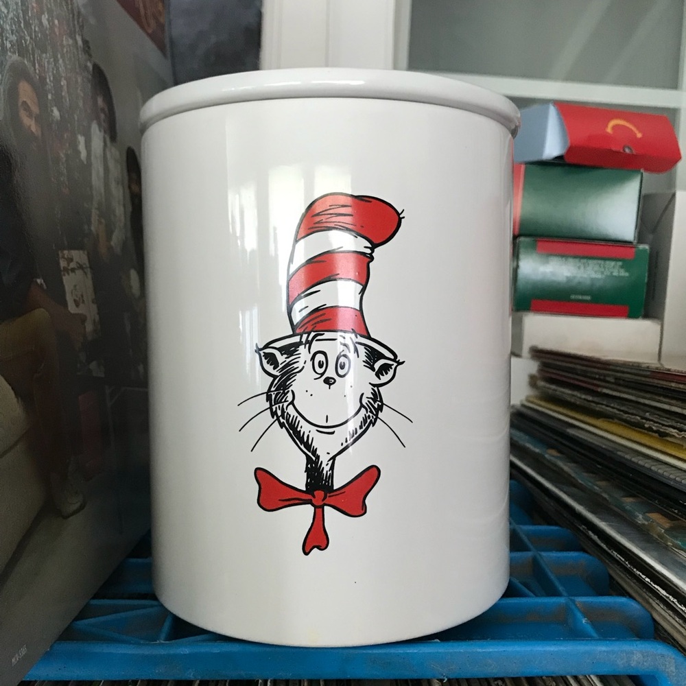 2022 Cat in the H A T cookie jar